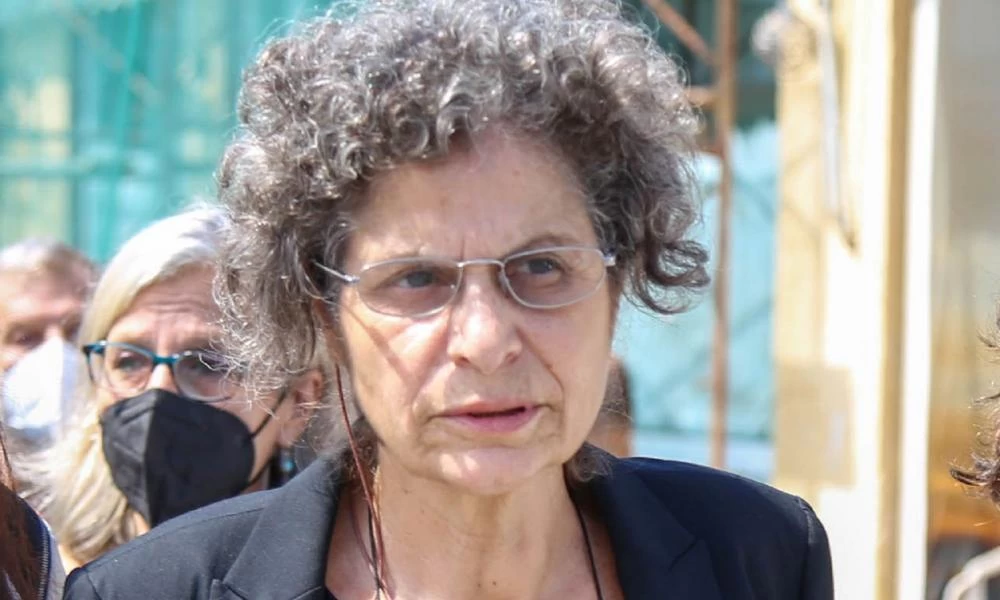 Μαργαρίτα Θεοδωράκη - Σοκάρει: Ο Μίκης σάπιζε σε ένα κρεβάτι, ήταν βασανιστήριο – Ήθελε να πεθάνει